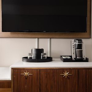 Deluxe Two Queen Beds